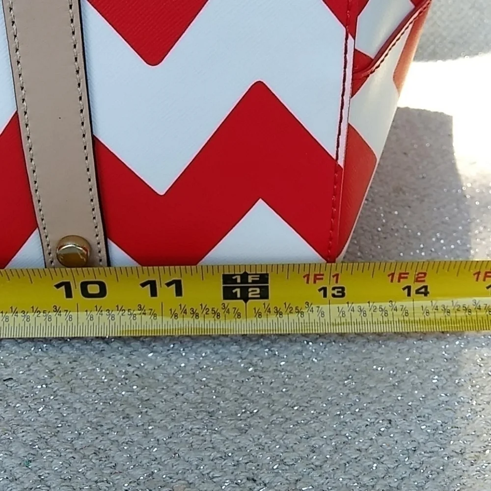 Kate Spade South of Border Medium Harmony Chevron Red and White Tote Bag
